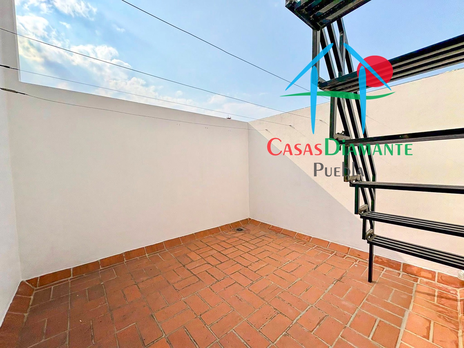 Las Ánimas Casa y Corporativo 360 - Área de servicio casa 2